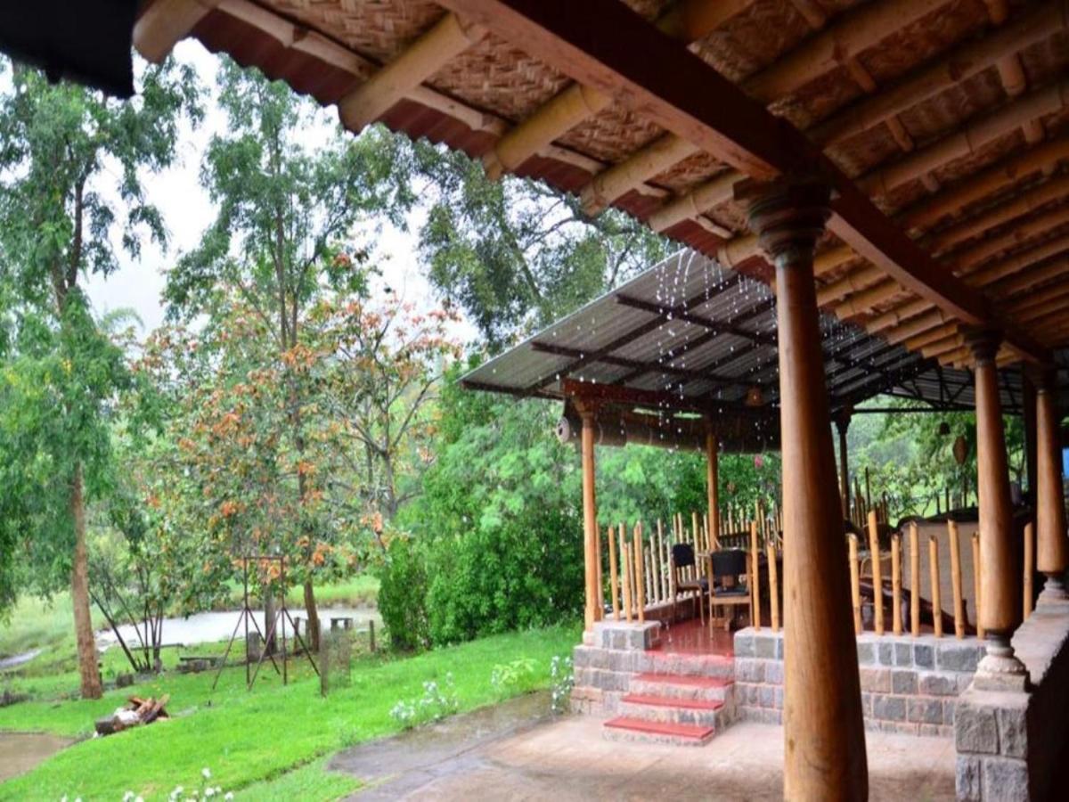 Resort Jungle Hut 3*